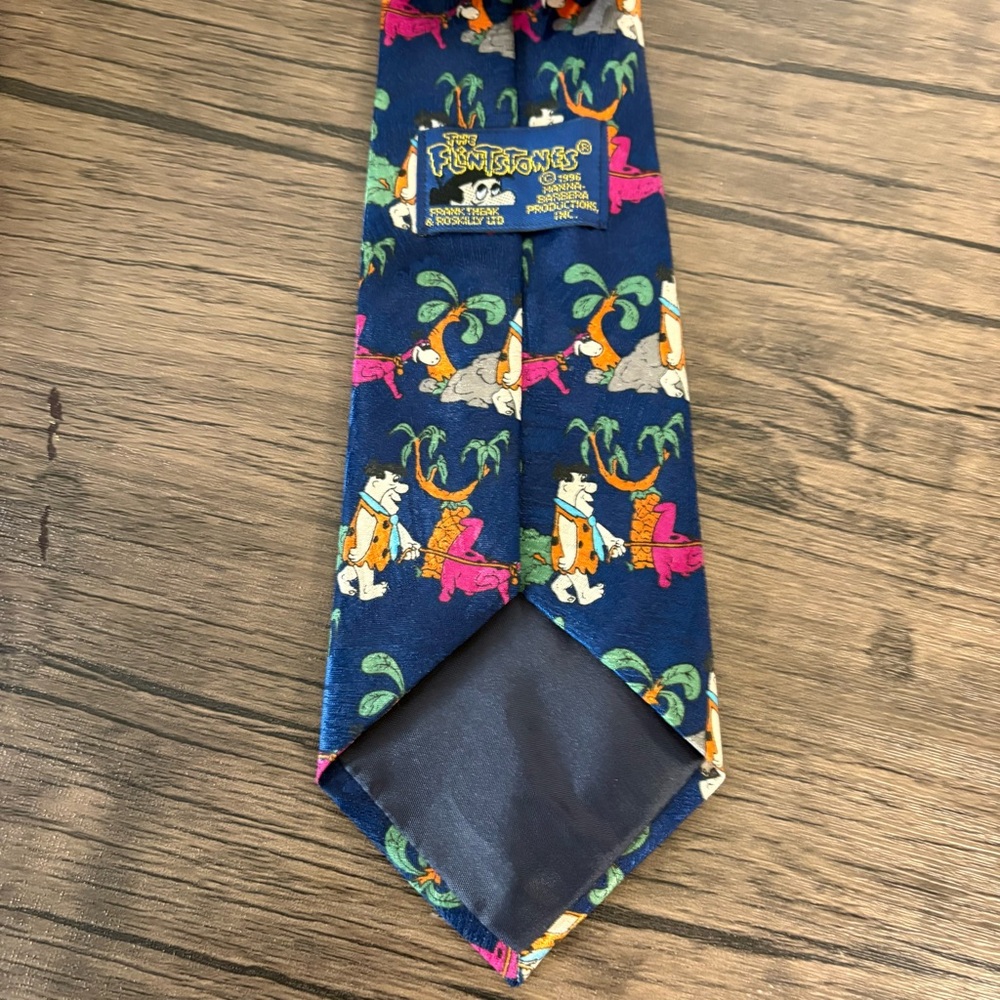 Vintage 1996 The Flintstones Hanna Barber Blue Polyester Tie Fred Dino 60”x3.75” - Picture 4 of 7